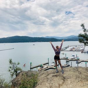 Meet your Posher, Lacey